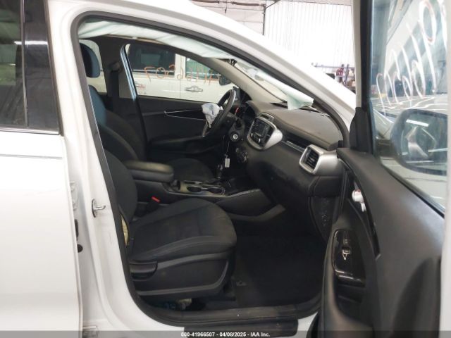 5XYPGDA38HG281058 KIA Sorento 2.4l Lx