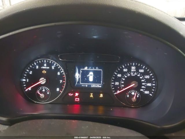 5XYPGDA38HG281058 KIA Sorento 2.4l Lx