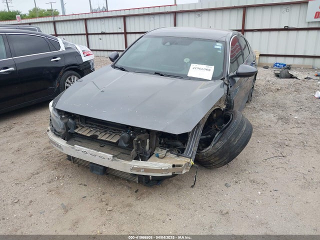 1HGCV1F38KA126160 Honda Accord Sport
