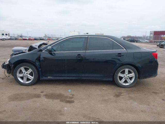 4T1BF1FK5EU381684 Toyota CAMRY SE