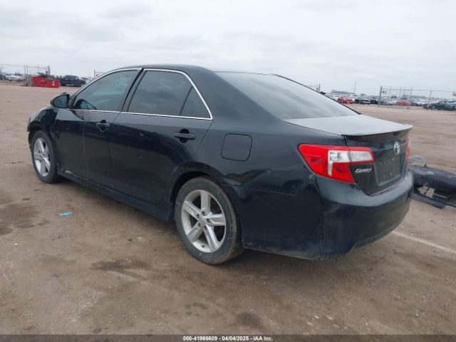 4T1BF1FK5EU381684 Toyota CAMRY SE