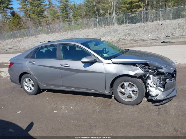 KMHLL4AG8MU181236 Hyundai ELANTRA SE