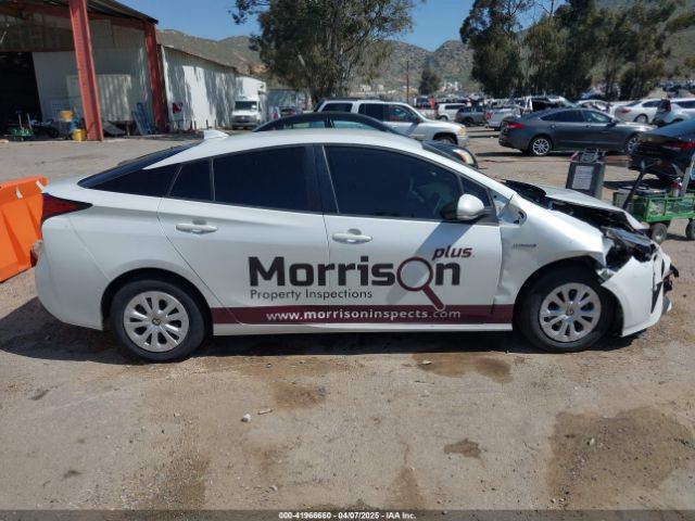 JTDKAMFU8M3133925 Toyota Prius Le