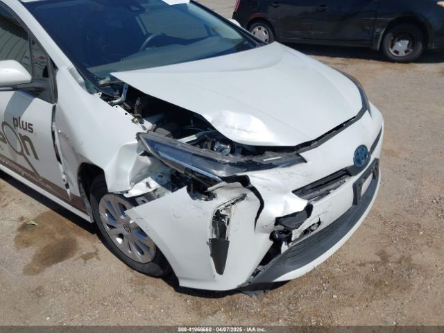 JTDKAMFU8M3133925 Toyota Prius Le