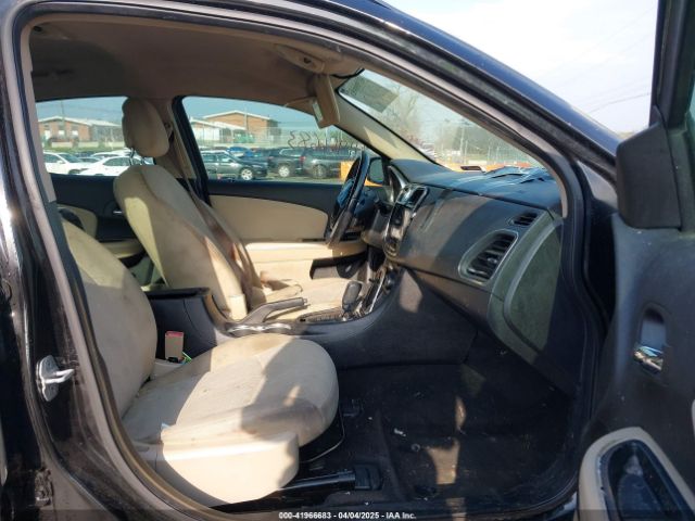 2012 CHRYSLER 200 1C3CCBBB6CN180627 Photo 4