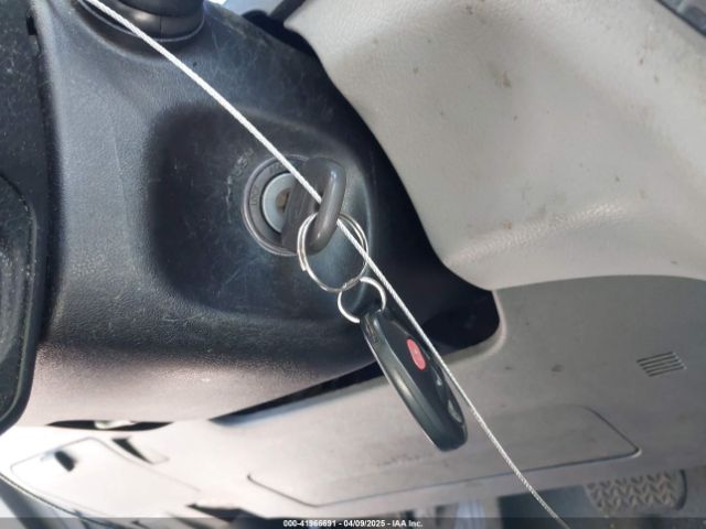 5TDKZ3DC8HS816970 Toyota Sienna Le 8 Passenger