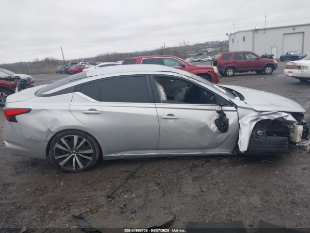 1N4BL4CV0NN308249 Nissan Altima Sr Fwd