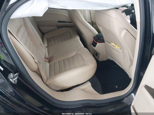 3FA6P0HD0GR239643 Ford FUSION SE