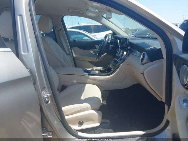 W1N0G8DB1LF805165 Mercedes-Benz GLC 300