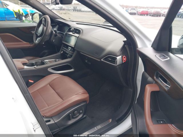 SADCM2BV9HA054526 Jaguar F-PACE S
