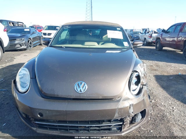 3VW5A7AT8FM818972 Volkswagen Beetle 2.0l Tdi