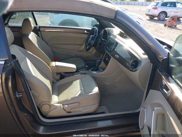 3VW5A7AT8FM818972 Volkswagen Beetle 2.0l Tdi