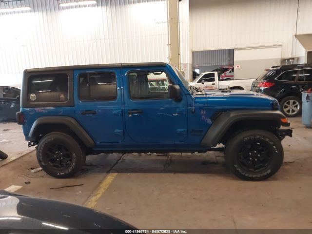 1C4HJXDG9MW797013 Jeep Wrangler Unlimited Sport 4x4