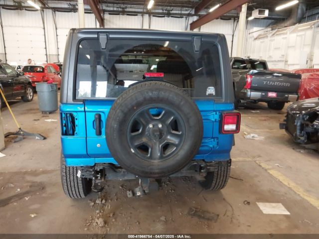 1C4HJXDG9MW797013 Jeep Wrangler Unlimited Sport 4x4
