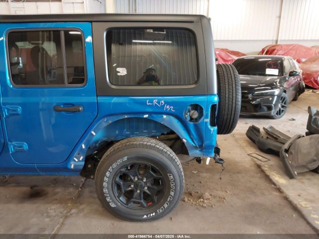 1C4HJXDG9MW797013 Jeep Wrangler Unlimited Sport 4x4