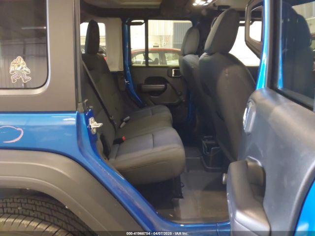 1C4HJXDG9MW797013 Jeep Wrangler Unlimited Sport 4x4