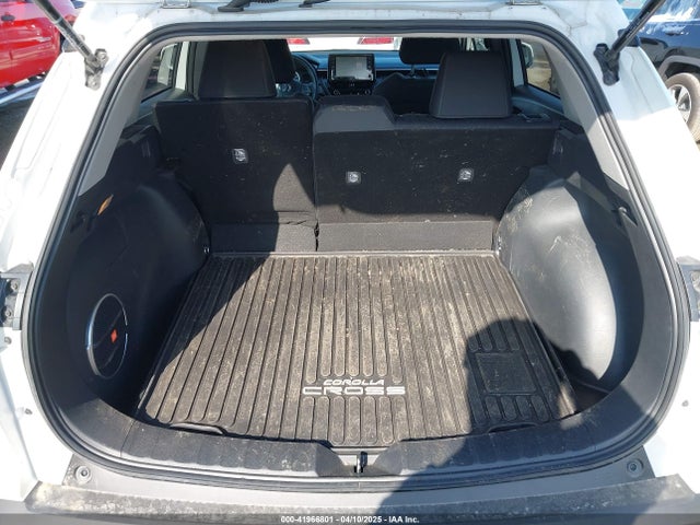 7MUBAABG4NV014032 Toyota Corolla Cross Le