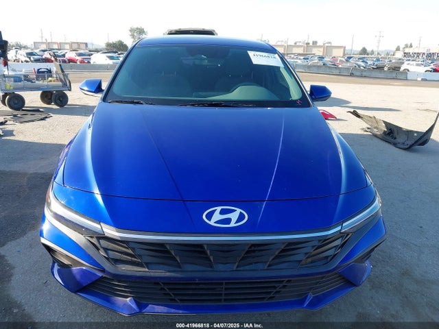 KMHLM4DGXRU708435 Hyundai ELANTRA SEL