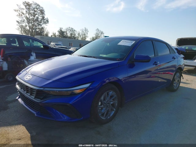 KMHLM4DGXRU708435 Hyundai ELANTRA SEL