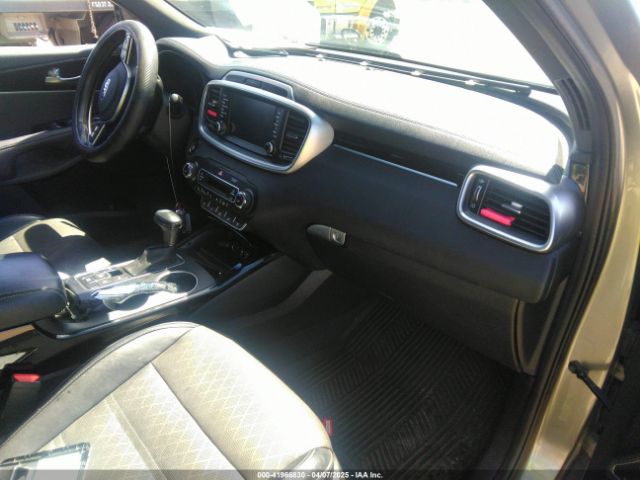 5XYPKDA54KG509063 KIA Sorento 3.3l Sxl
