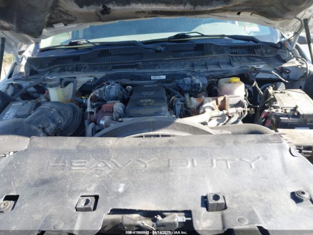 3C6UR5HL1HG644219 RAM 2500 Tradesman  4x4 8' Box