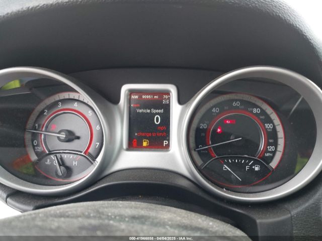 3C4PDCBG6KT757800 Dodge JOURNEY SE