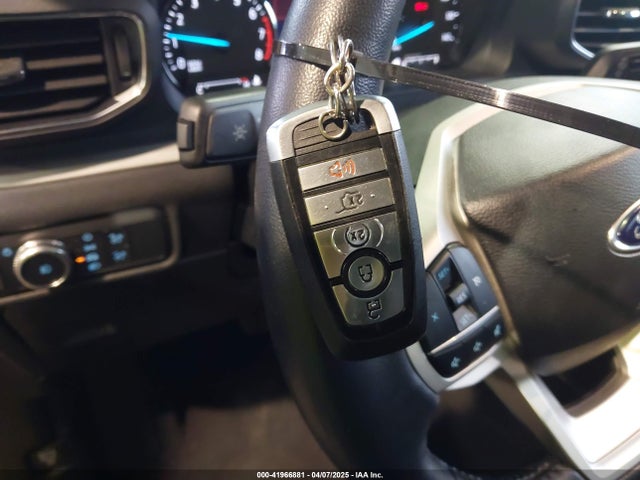 Ford EXPLORER XLT 2022 1FMSK8DH8NGB25128 Image 11