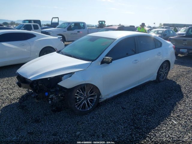 3KPF54AD3PE587784 KIA Forte Gt-line
