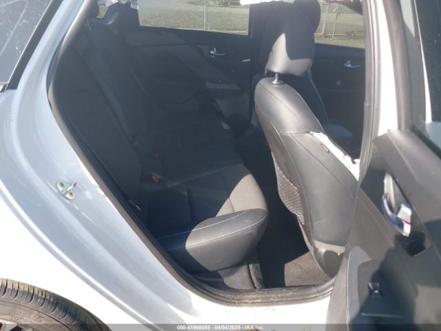 3KPF54AD3PE587784 KIA Forte Gt-line