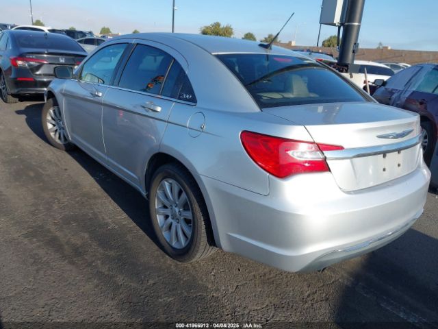 2011 CHRYSLER 200 1C3BC1FG2BN527929 Photo 2