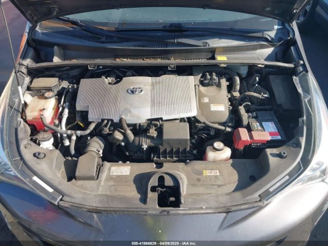 JTDKBRFU6J3591789 Toyota Prius Two