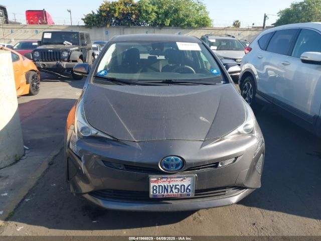 JTDKBRFU6J3591789 Toyota Prius Two