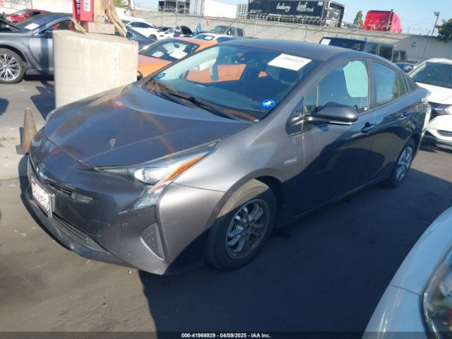 JTDKBRFU6J3591789 Toyota Prius Two