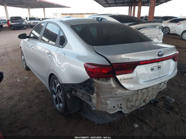 3KPF24AD3ME286078 KIA Forte Lxs