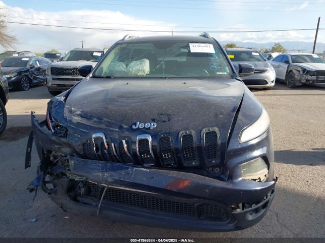 1C4PJLCB5FW741616 Jeep Cherokee Latitude