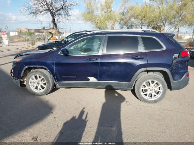 1C4PJLCB5FW741616 Jeep Cherokee Latitude