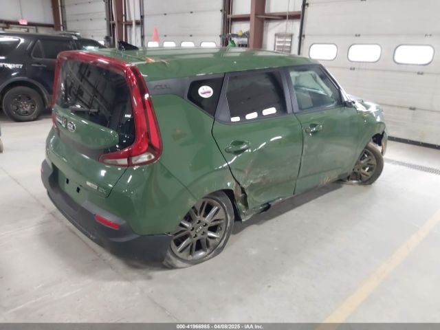 KNDJ33AU2M7131586 KIA SOUL EX