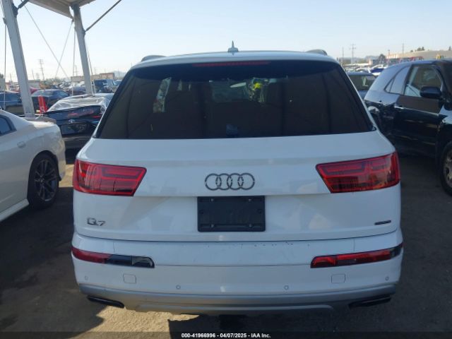 WA1AAAF70KD037387 Audi Q7 55 Premium/55 Se Premium
