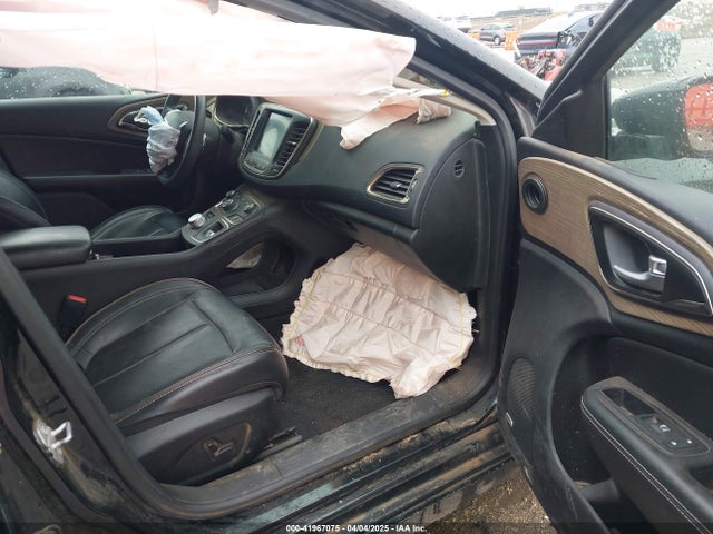 1C3CCCCG6GN110289 Chrysler 200 C