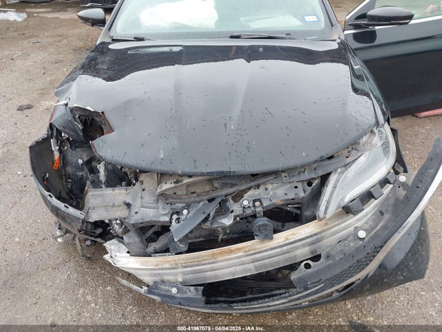 1C3CCCCG6GN110289 Chrysler 200 C