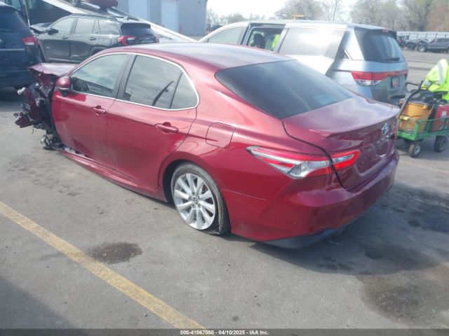 2018 TOYOTA CAMRY 4T1B11HK2JU542224 Photo 2