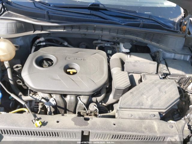 KM8J33A4XGU188068 Hyundai TUCSON SE