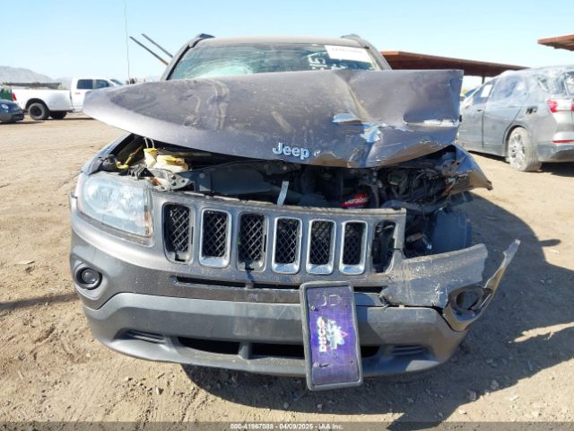 1C4NJCBAXFD413202 Jeep 2015
