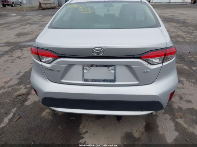 5YFEPMAE1MP188557 Toyota COROLLA LE