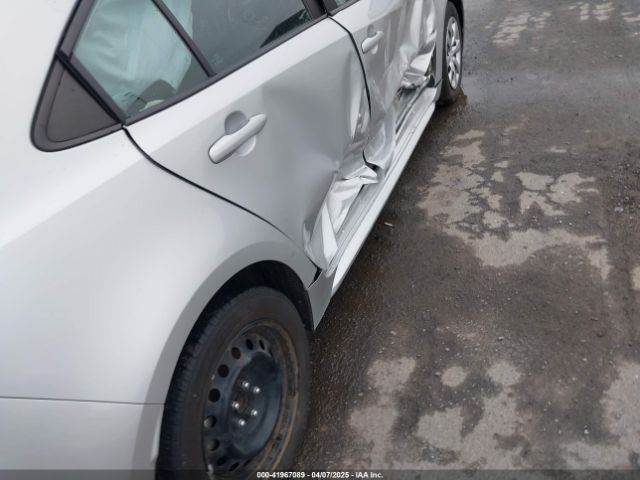 5YFEPMAE1MP188557 Toyota COROLLA LE