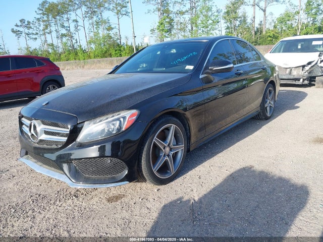 55SWF4JB6FU088268 Mercedes-Benz C 300 Luxury/sport