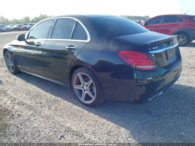 55SWF4JB6FU088268 Mercedes-Benz C 300 Luxury/sport