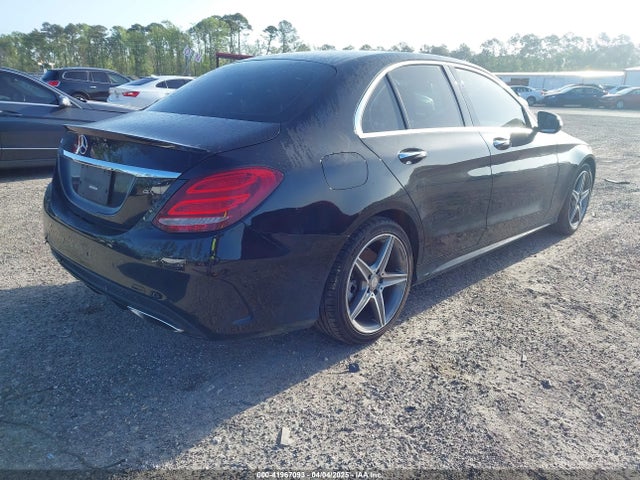 55SWF4JB6FU088268 Mercedes-Benz C 300 Luxury/sport