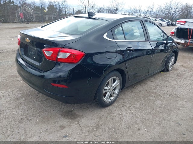 Chevrolet Cruze Lt Auto 2018 1G1BE5SM4J7113183 Image 4