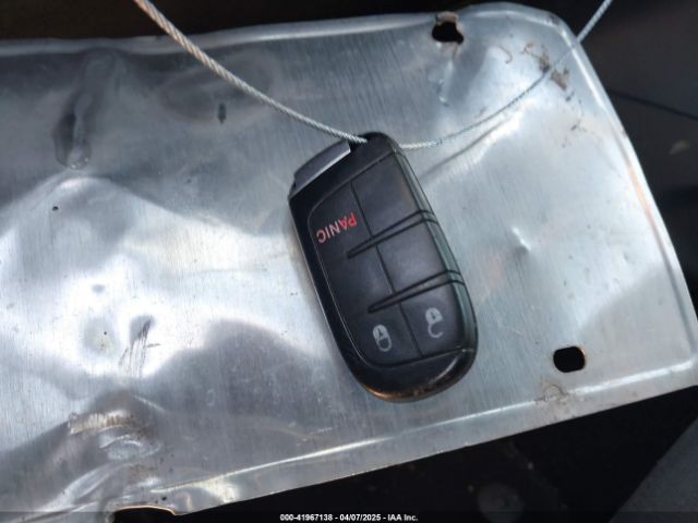 1C4RJFAG1JC200081 Jeep Grand Cherokee Laredo 4x4